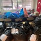 Ankara'da barınmaya başlayan depremzedeler için eşya bağışı yapıldı.